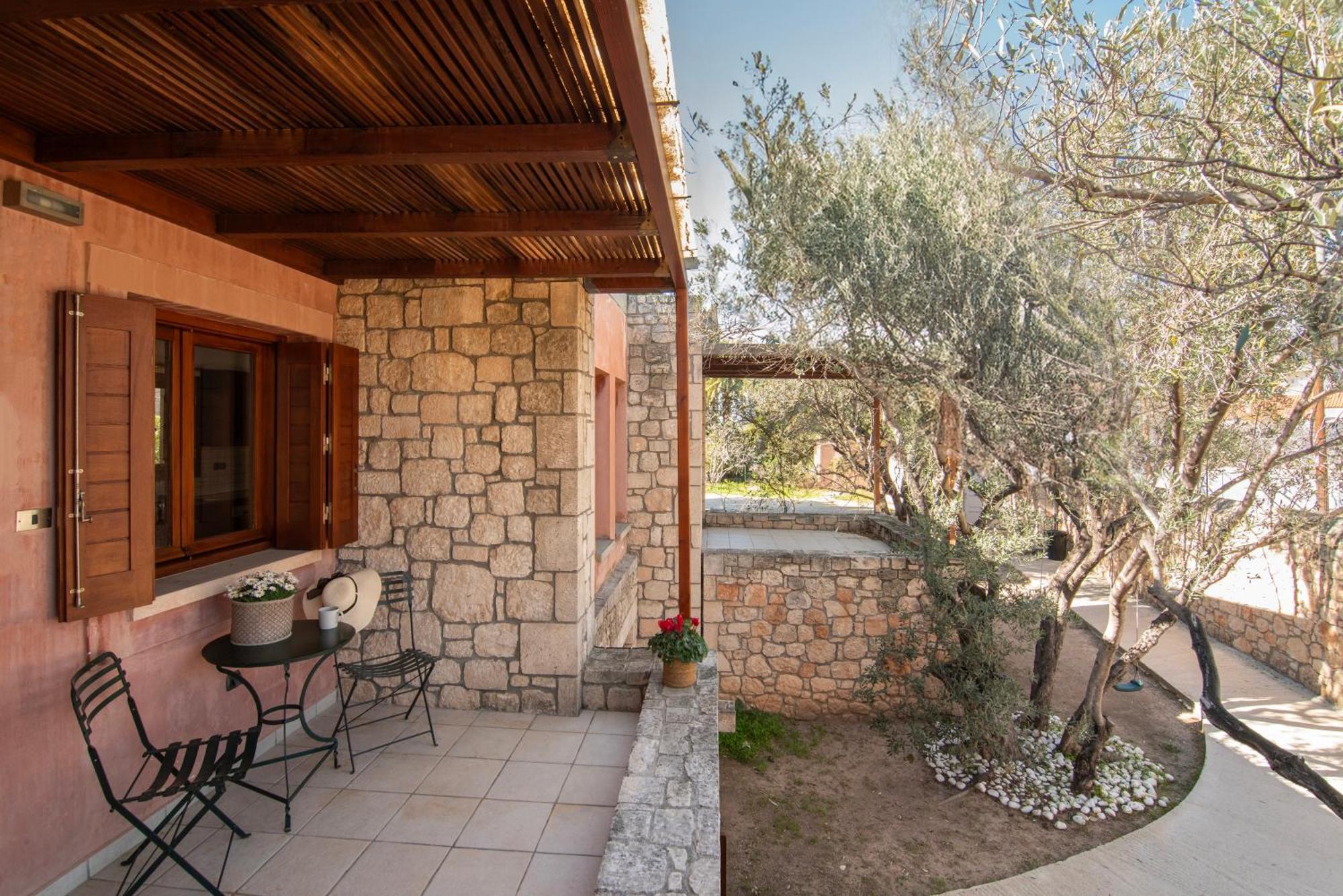 Pyrgos Ralli Estate Guesthouse Aegina Exterior photo