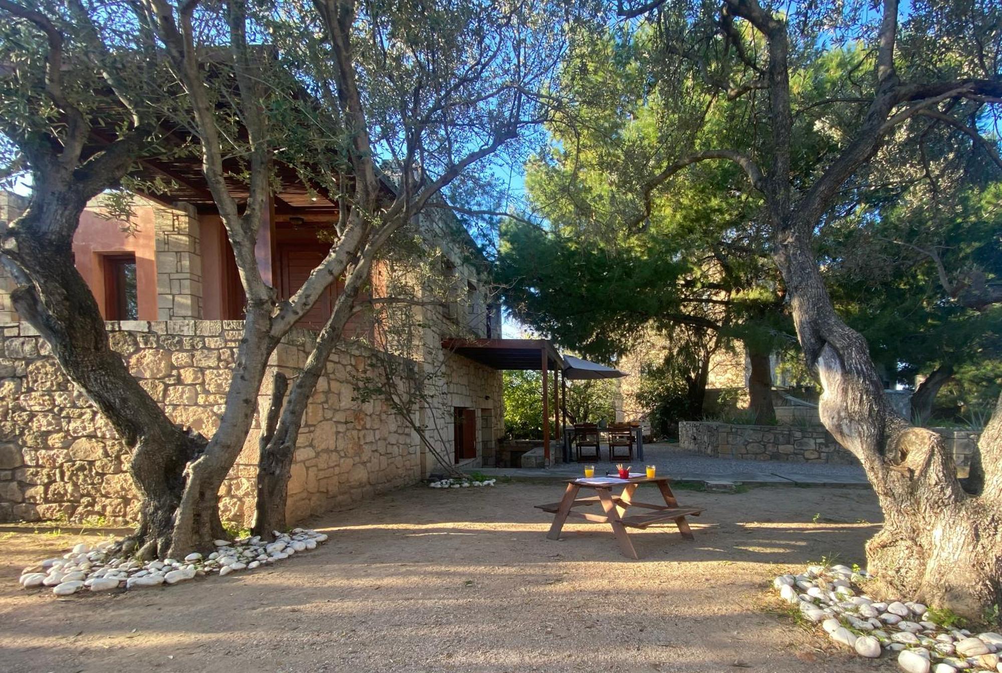 Pyrgos Ralli Estate Guesthouse Aegina Exterior photo