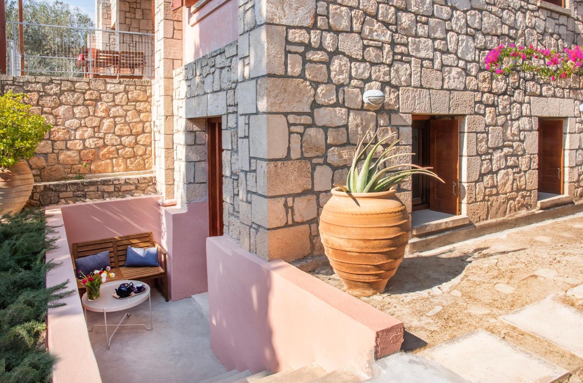 Pyrgos Ralli Estate Guesthouse Aegina Exterior photo